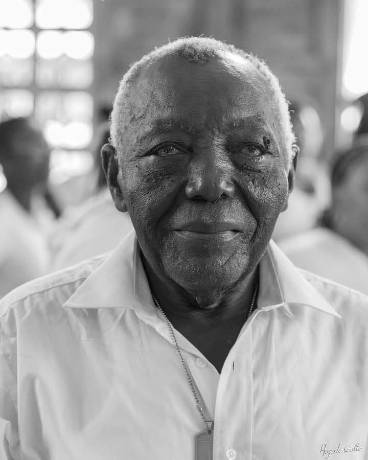 Los viejos: la palabra que ordena fb img 1624247463093